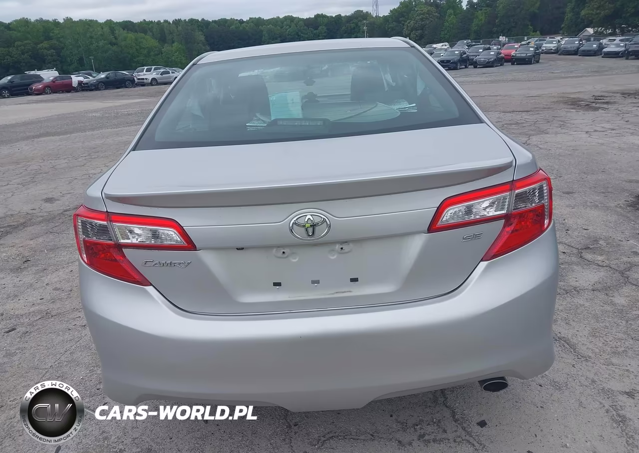 2014 Toyota Camry Se VIN:4T1BF1FK5EU846013 - 15