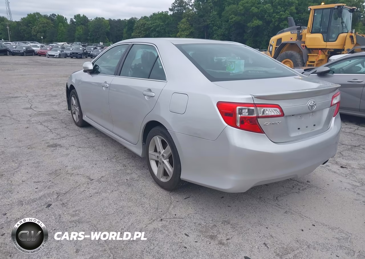2014 Toyota Camry Se VIN:4T1BF1FK5EU846013 - 3