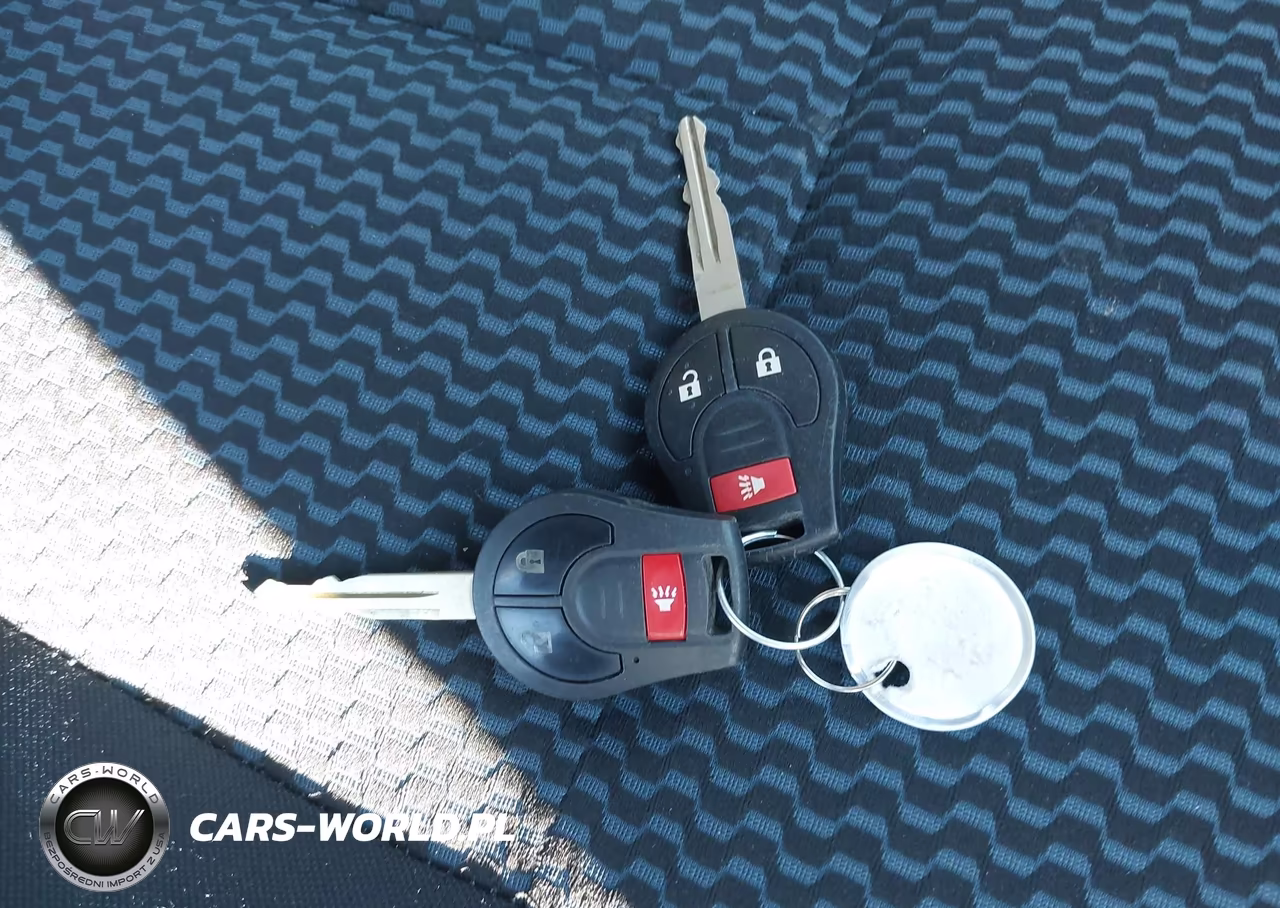 2015 Nissan Versa Note S (Sr)-S Plus-Sl-Sr-Sv VIN:3N1CE2CP2FL363806 - 11