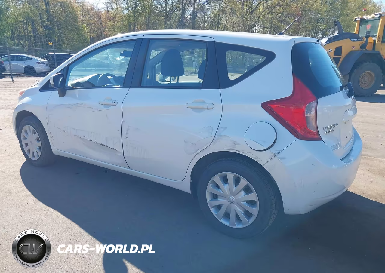 2015 Nissan Versa Note S (Sr)-S Plus-Sl-Sr-Sv VIN:3N1CE2CP2FL363806 - 3