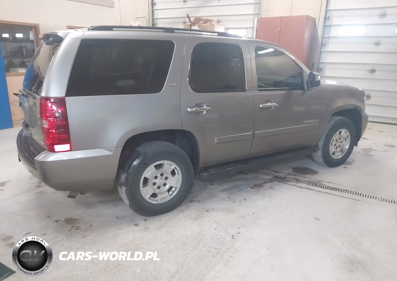 2008 Chevrolet Tahoe Ltz VIN:1GNFK13068J210055 - 4