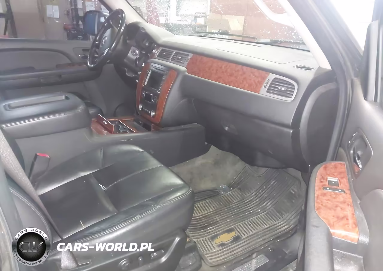 2008 Chevrolet Tahoe Ltz VIN:1GNFK13068J210055 - 5