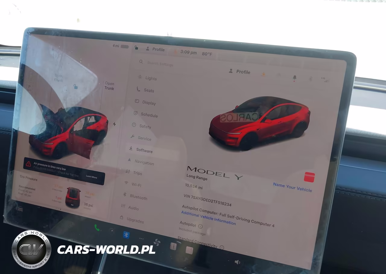 2026 Tesla Model Y Premium Rear-Wheel Drive-Standard Rear-Wheel Drive VIN:7SAYGDED2TF518234 - 17