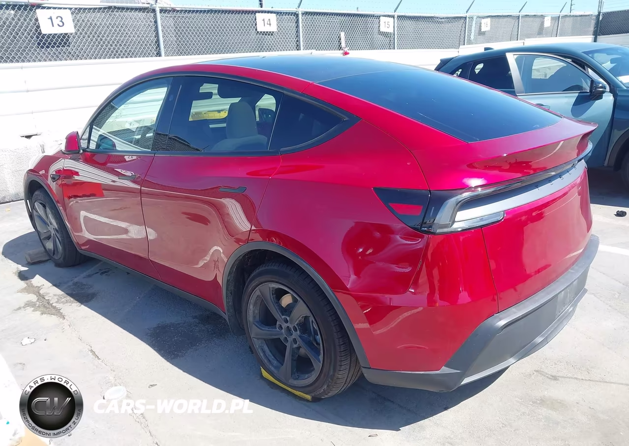 2026 Tesla Model Y Premium Rear-Wheel Drive-Standard Rear-Wheel Drive VIN:7SAYGDED2TF518234 - 3
