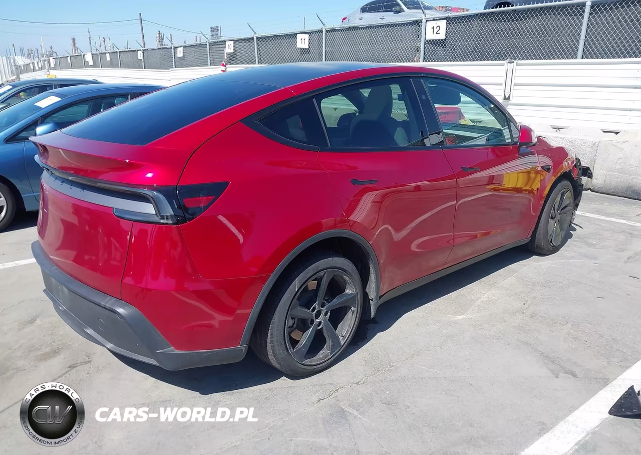 2026 Tesla Model Y Premium Rear-Wheel Drive-Standard Rear-Wheel Drive VIN:7SAYGDED2TF518234 - 4