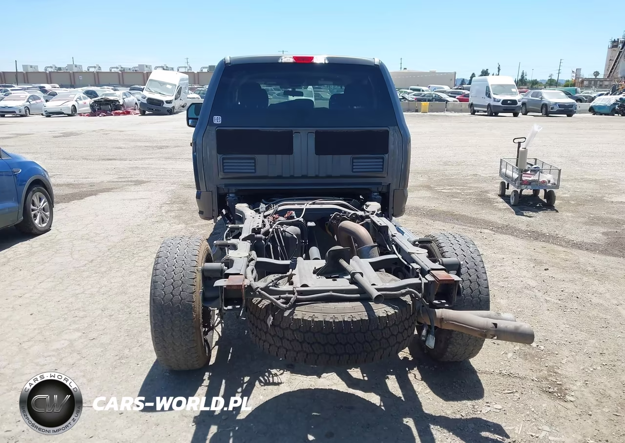 2018 Ford F-350 Xlt VIN:1FT8W3BT4JEB11293 - 15