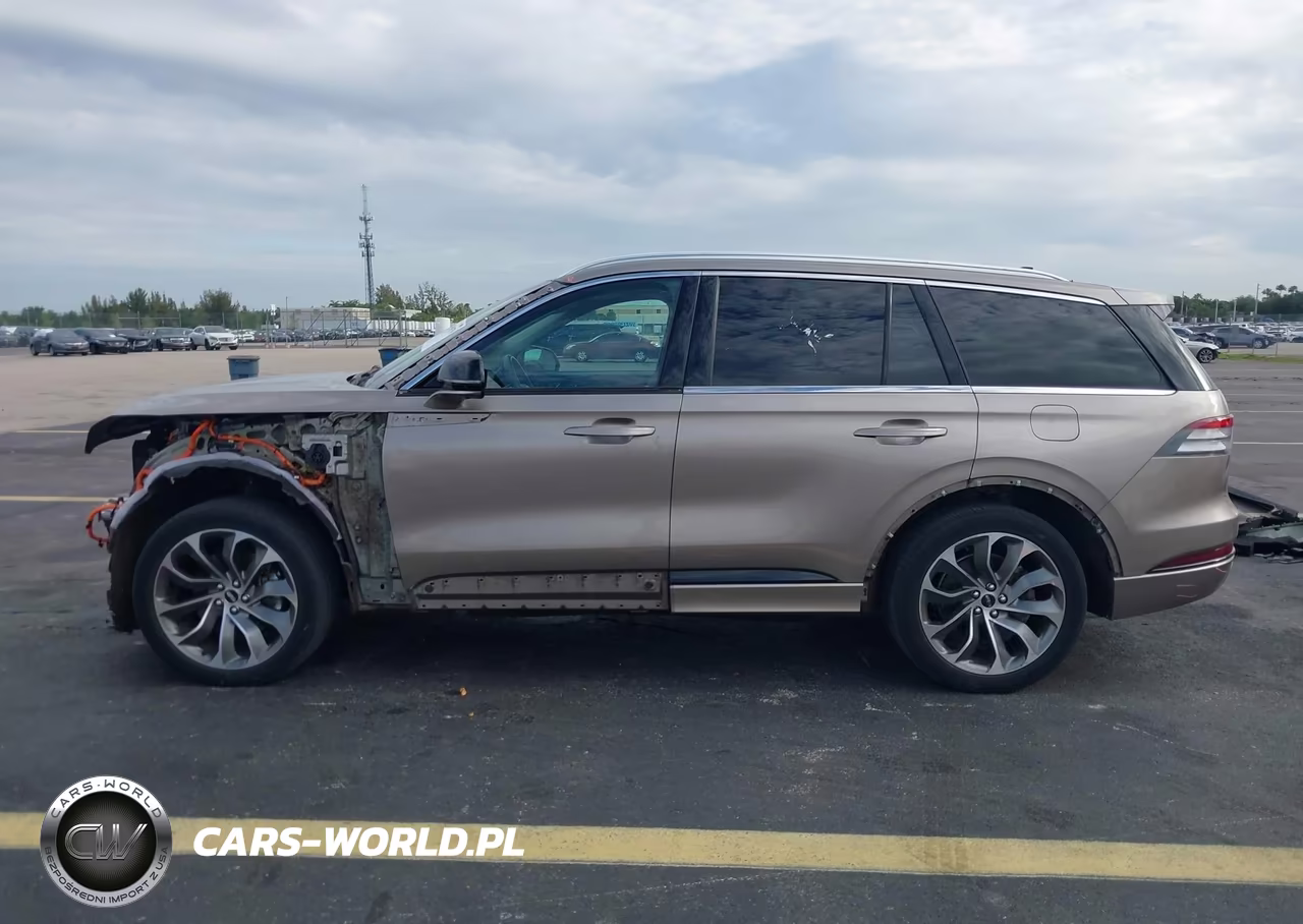 2021 Lincoln Aviator Grand Touring VIN:5LMYJ8XYXMNL02441 - 15