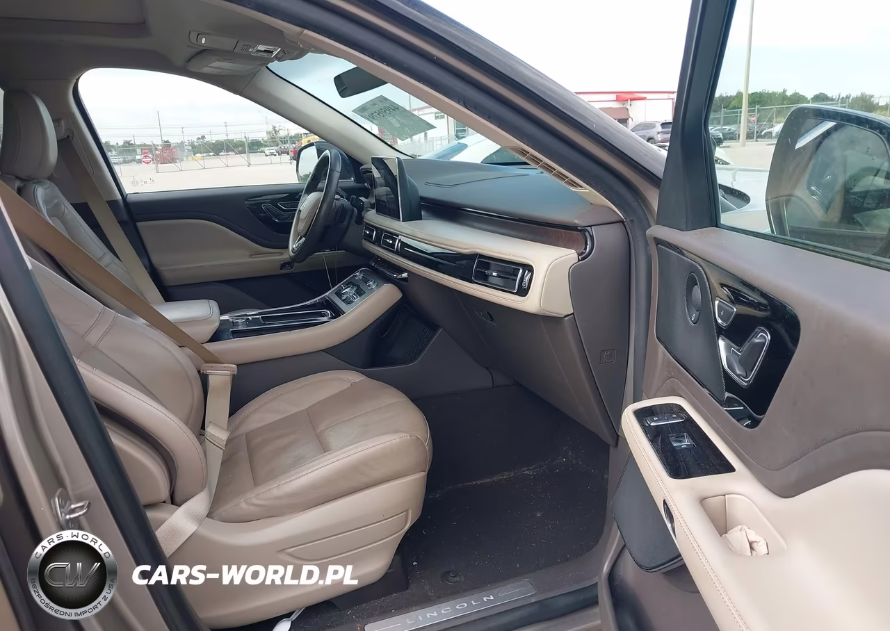 2021 Lincoln Aviator Grand Touring VIN:5LMYJ8XYXMNL02441 - 5