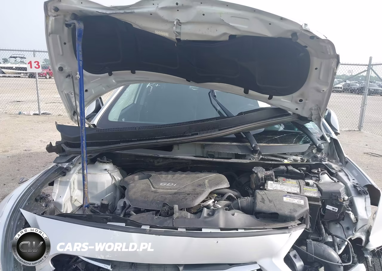 2016 Hyundai Accent Sport VIN:KMHCU5AE7GU273167 - 10