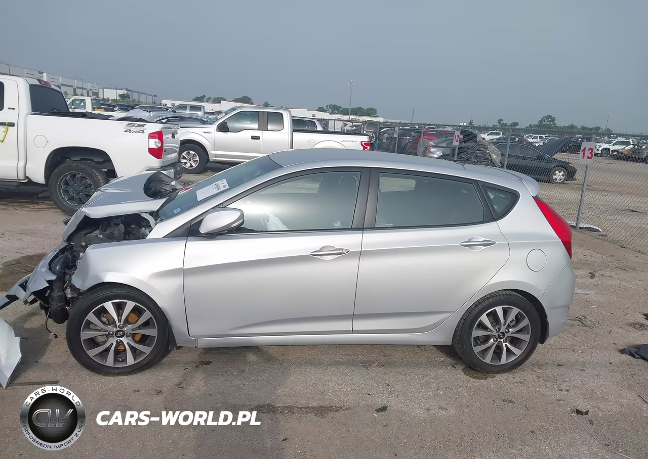 2016 Hyundai Accent Sport VIN:KMHCU5AE7GU273167 - 14