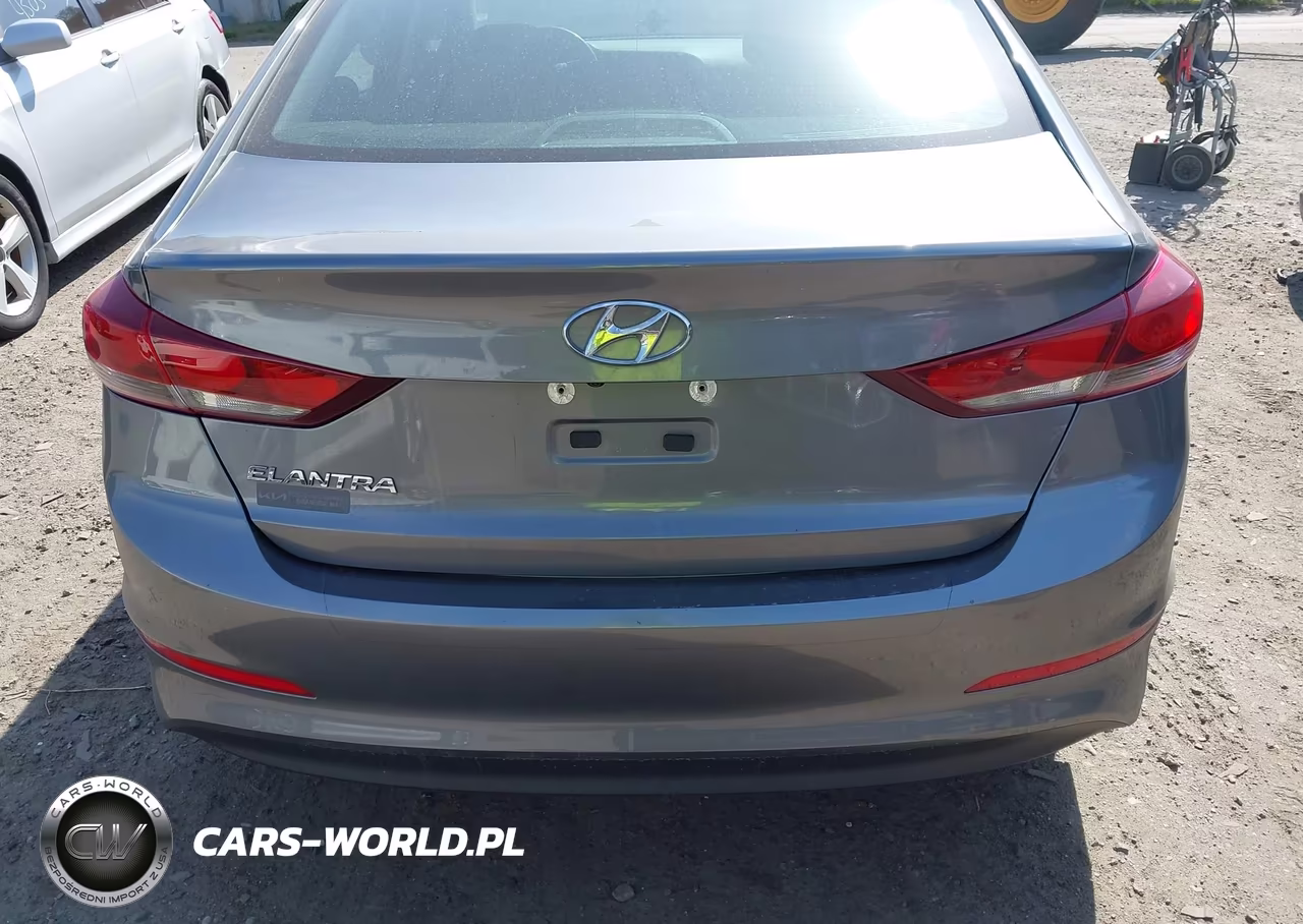 2018 Hyundai Elantra Value Edition VIN:5NPD84LF1JH264365 - 16