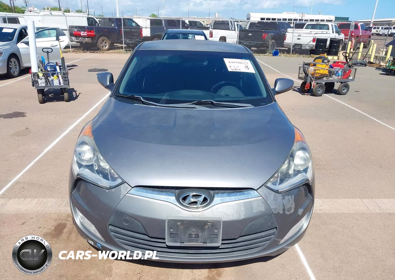 2017 Hyundai Veloster VIN:KMHTC6AD9HU305618 - 6