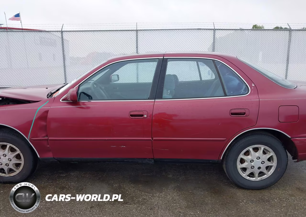 1992 Toyota Camry Le VIN:4T1SK12E6NU001554 - 15