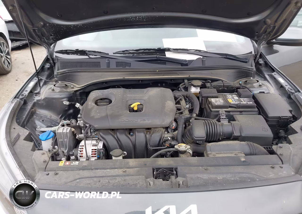 2024 Kia Forte Lxs VIN:3KPF24AD8RE784090 - 10