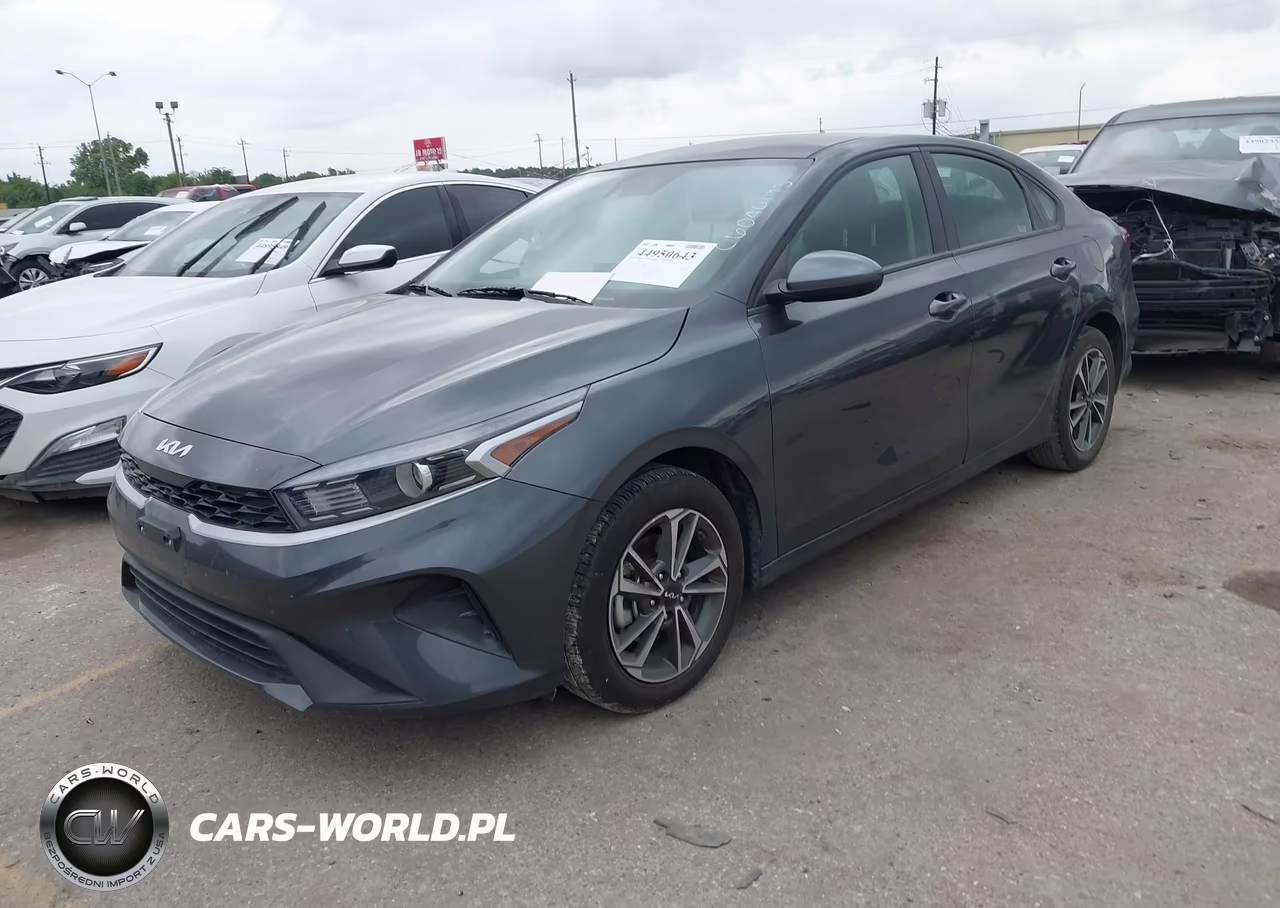 2024 Kia Forte Lxs VIN:3KPF24AD8RE784090 - 2