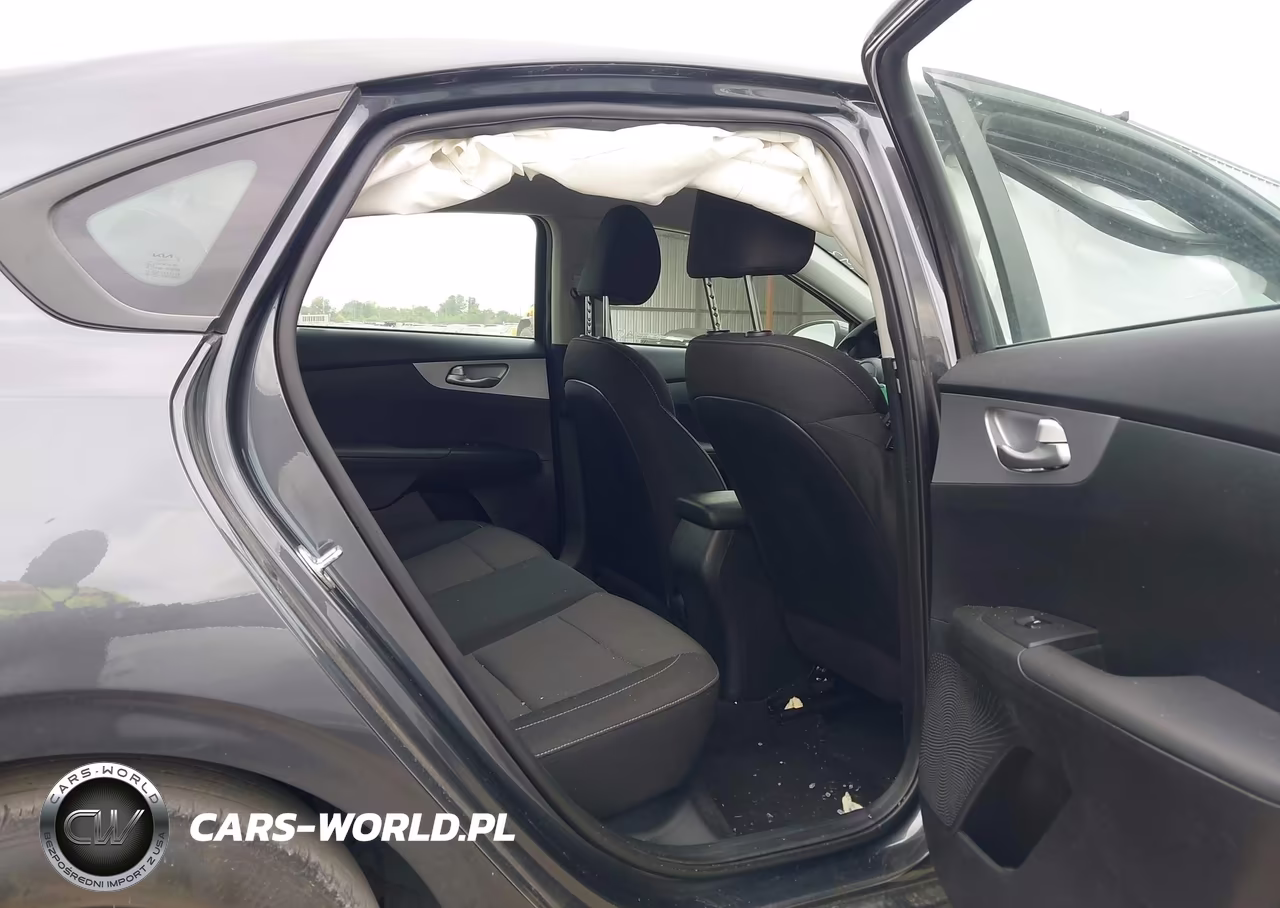 2024 Kia Forte Lxs VIN:3KPF24AD8RE784090 - 8
