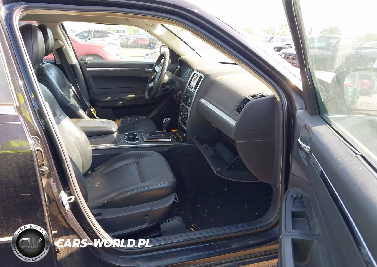2009 Chrysler 300 Touring VIN:2C3KA53V59H634752 - 5