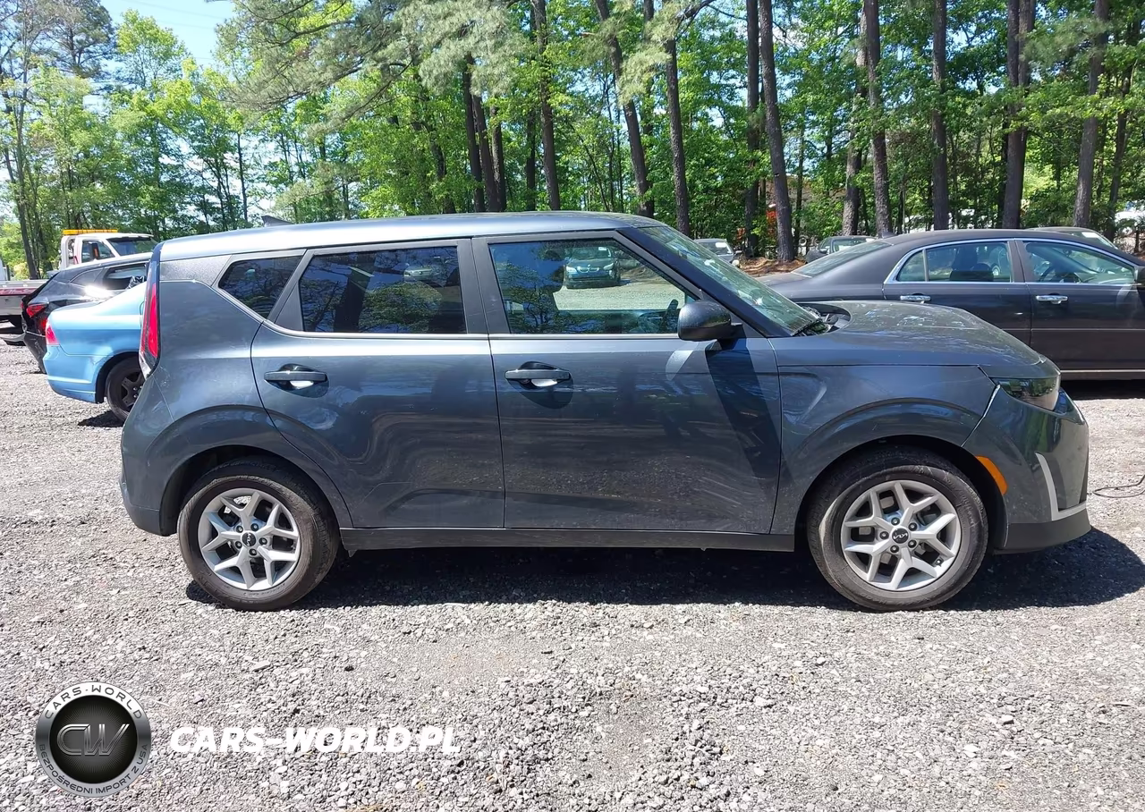 2024 Kia Soul Lx VIN:KNDJ23AU0R7240381 - 13