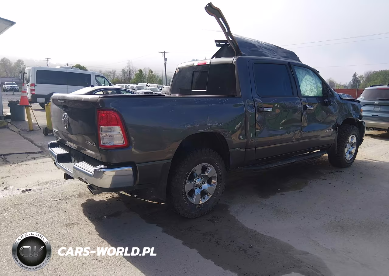 2021 Ram 1500 Big Horn 4X4 5'7 Box VIN:1C6SRFFTXMN759743 - 4