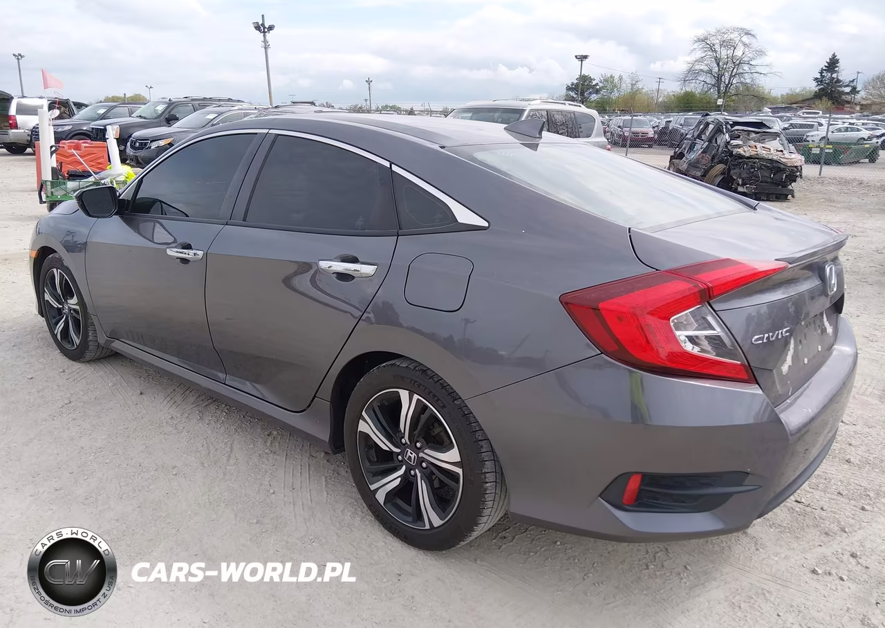 2017 Honda Civic Touring VIN:19XFC1F93HE025989 - 3