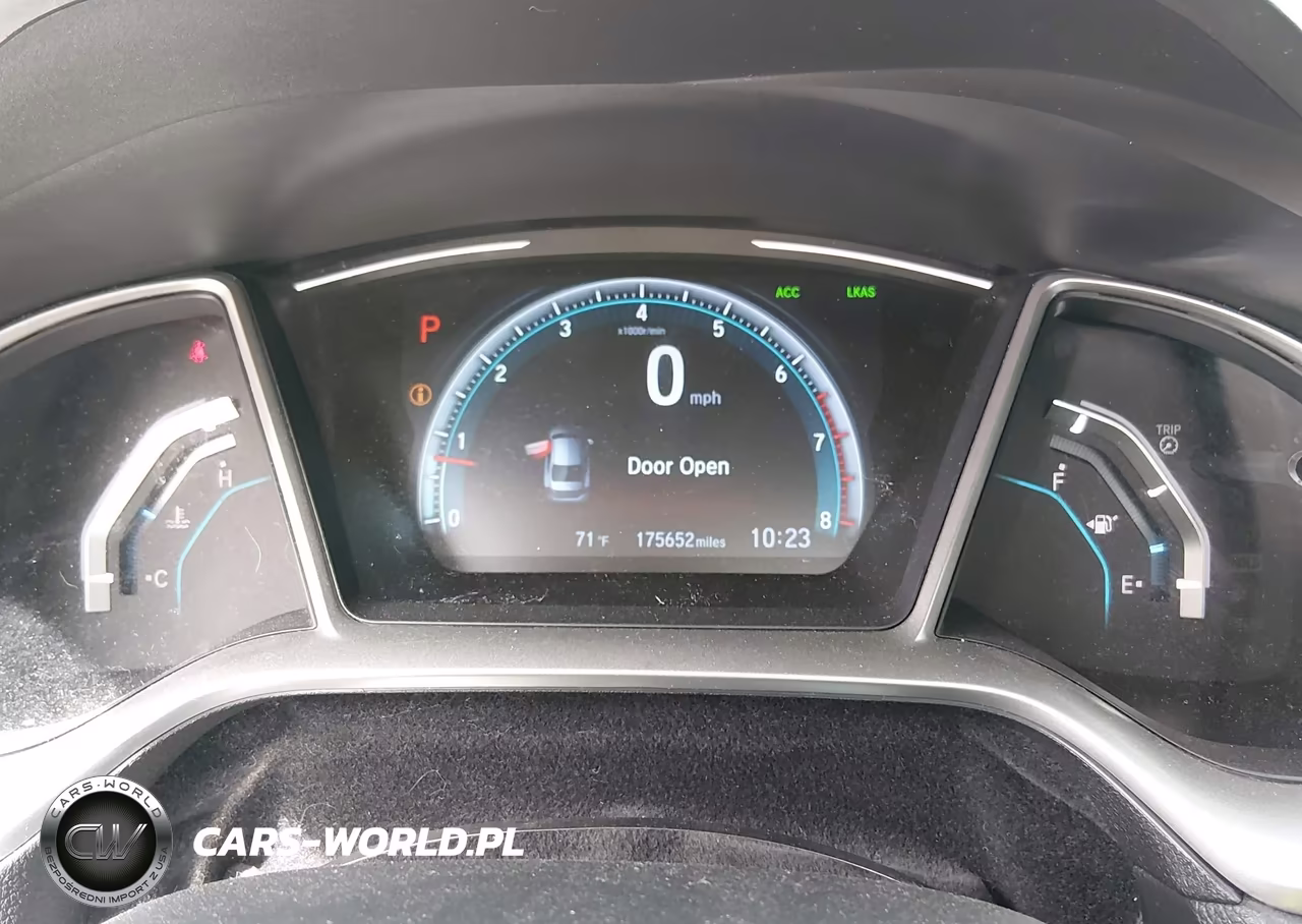 2017 Honda Civic Touring VIN:19XFC1F93HE025989 - 7