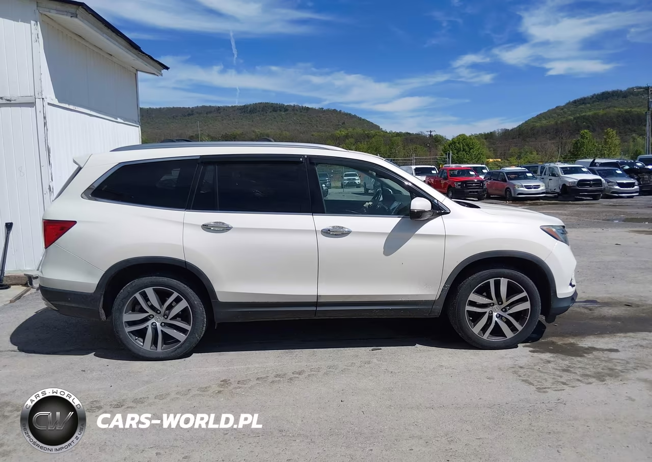 2016 Honda Pilot Elite VIN:5FNYF6H00GB042091 - 13