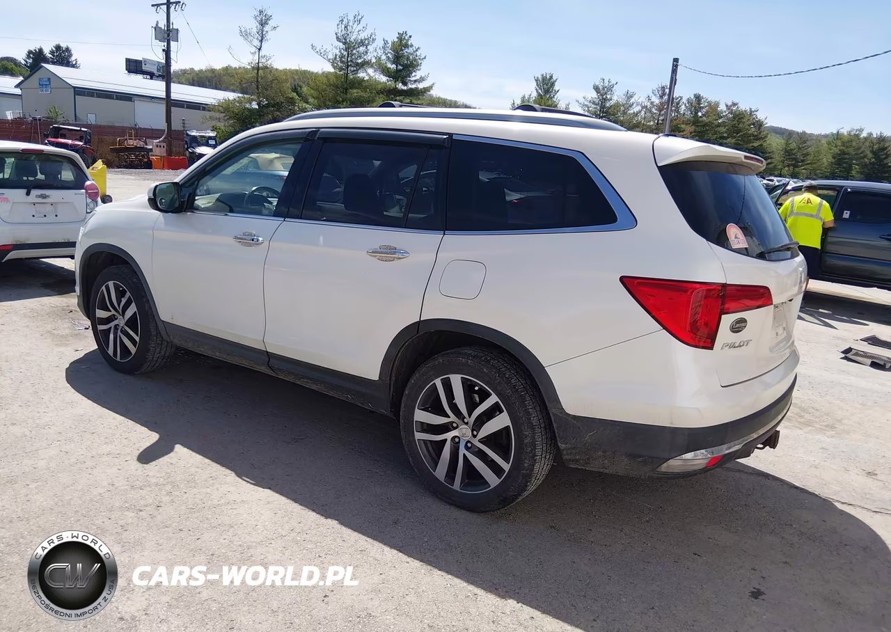 2016 Honda Pilot Elite VIN:5FNYF6H00GB042091 - 3