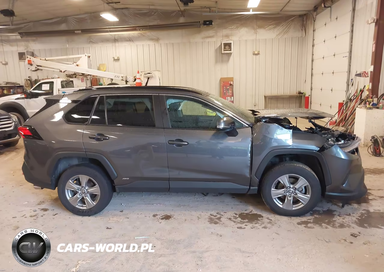 2022 Toyota Rav4 Hybrid Xle VIN:4T3RWRFV9NU052081 - 13
