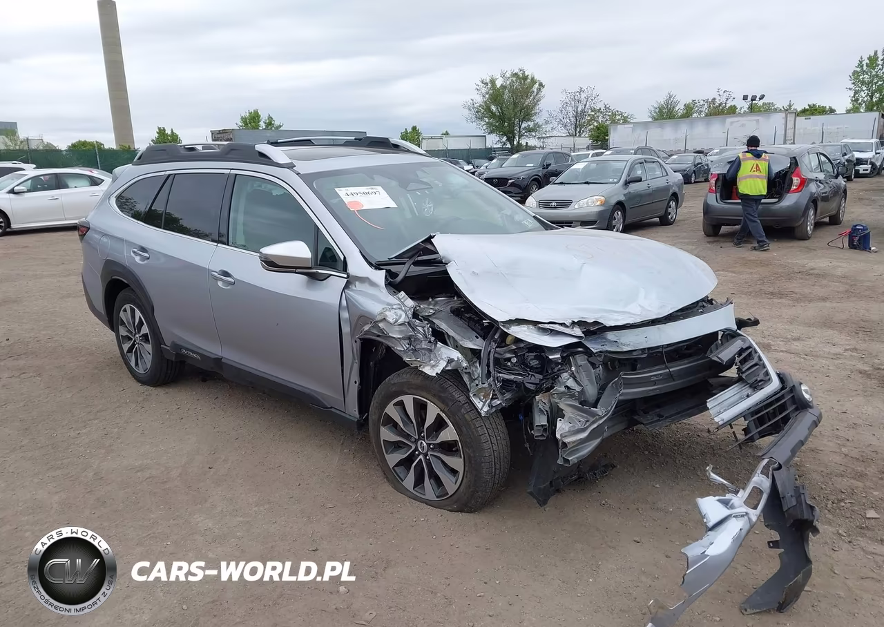2025 Subaru Outback Touring