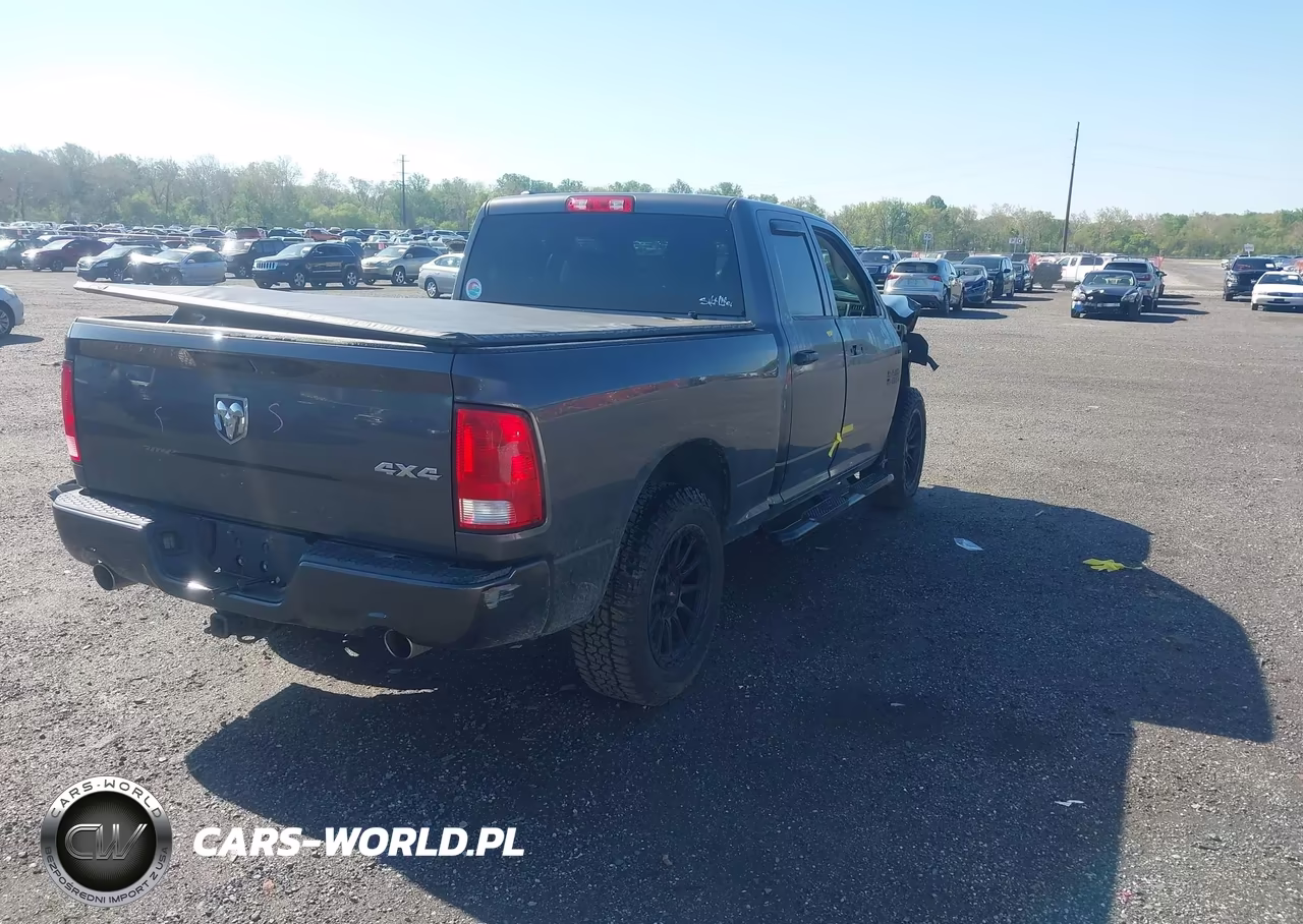 2016 Ram 1500 Express VIN:1C6RR7FTXGS110258 - 4