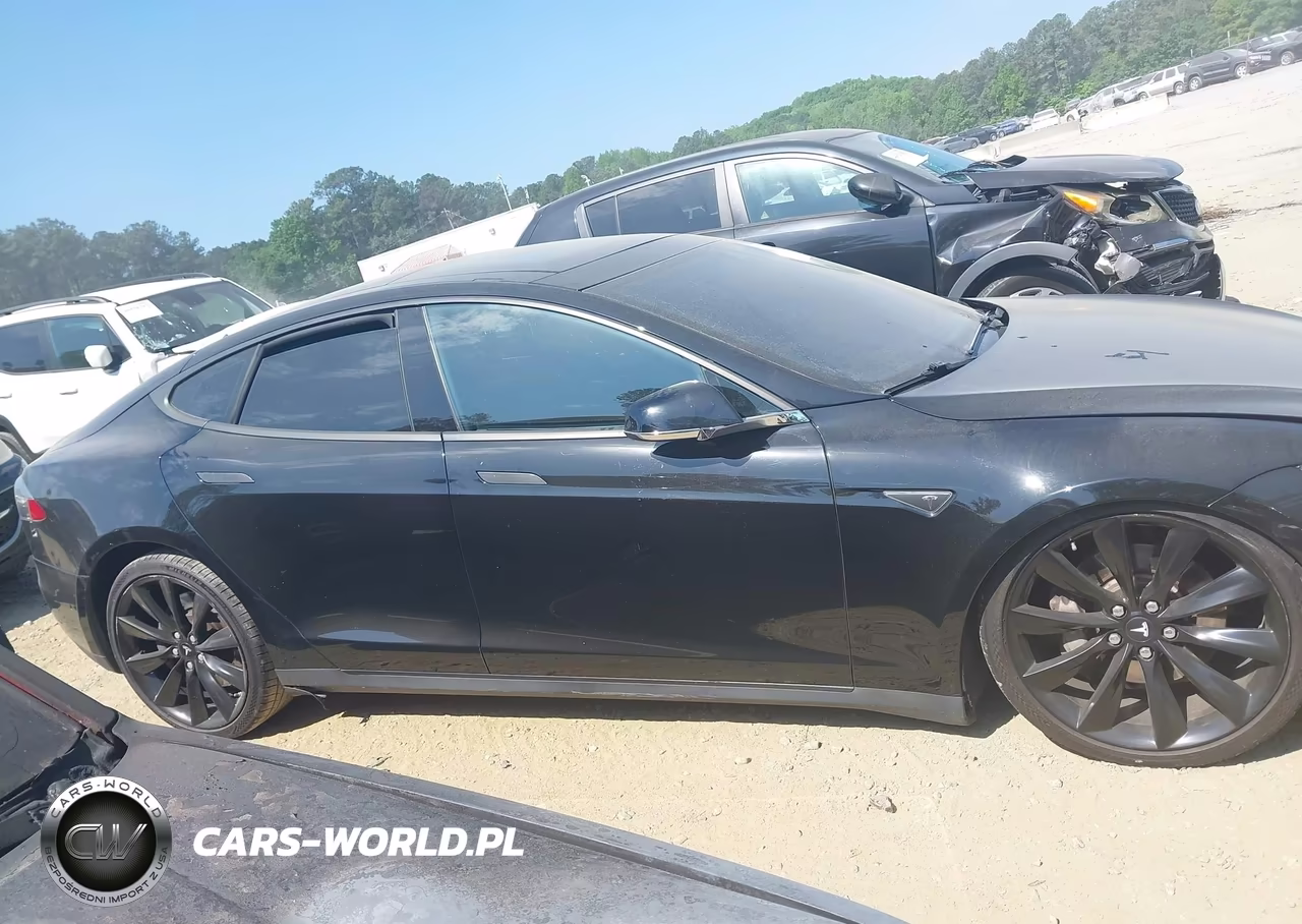 2014 Tesla Model S P85 VIN:5YJSA1H10EFP62486 - 13