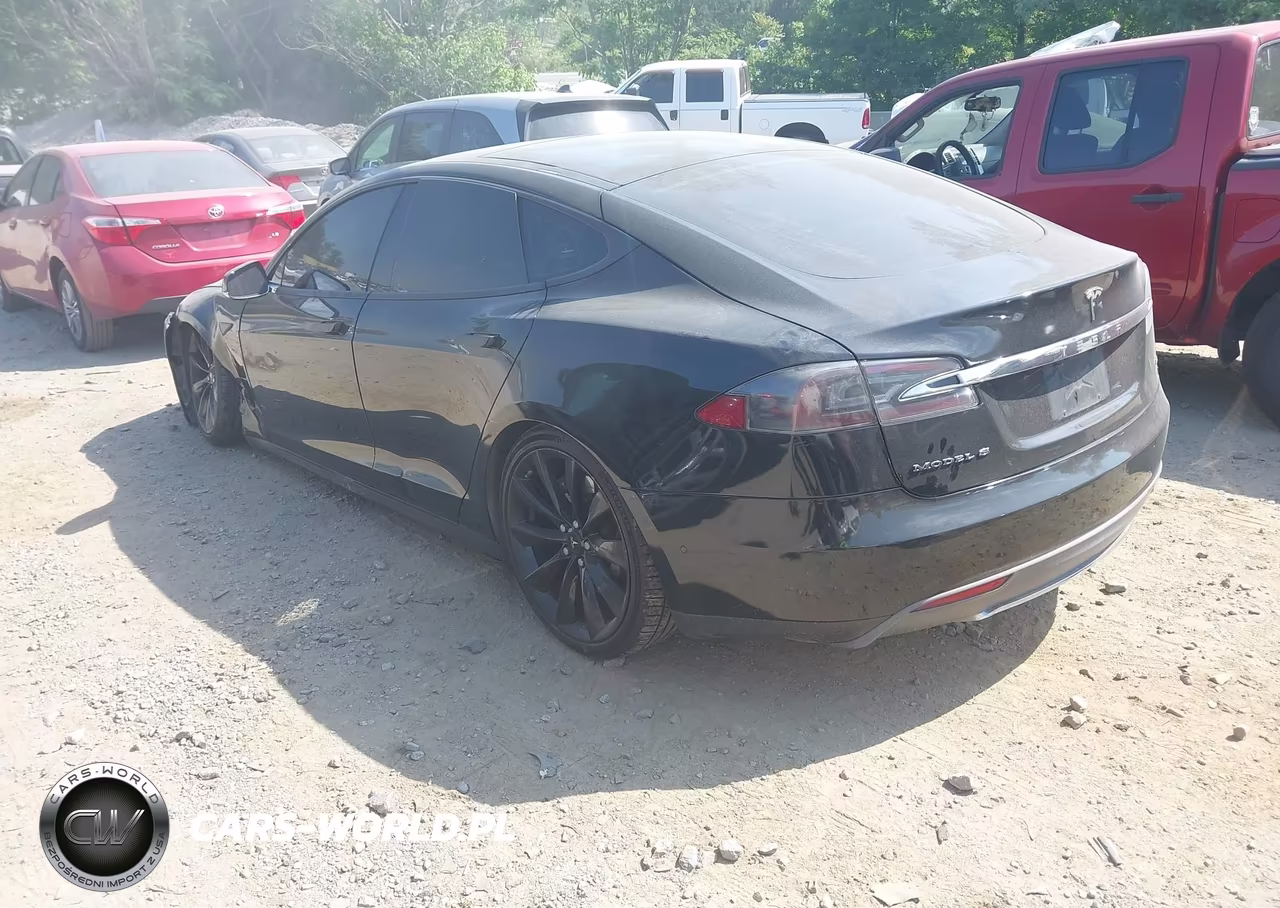 2014 Tesla Model S P85 VIN:5YJSA1H10EFP62486 - 3