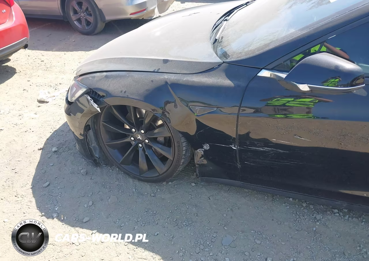 2014 Tesla Model S P85 VIN:5YJSA1H10EFP62486 - 6