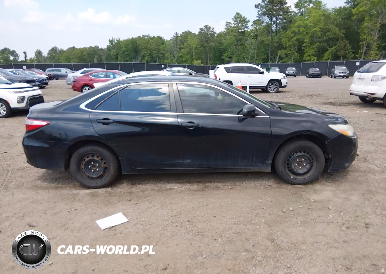 2017 Toyota Camry Le VIN:4T1BF1FK6HU340145 - 13
