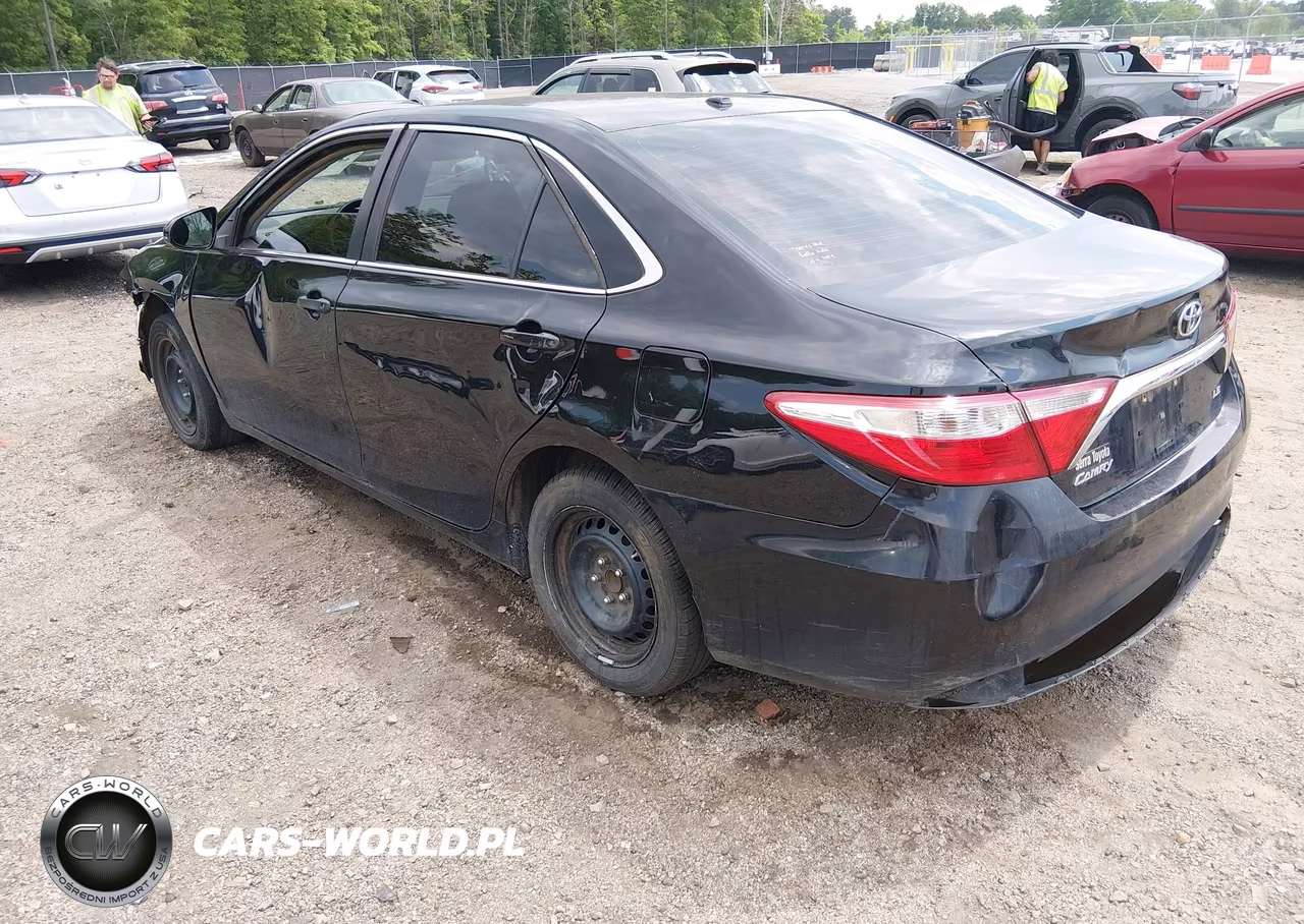 2017 Toyota Camry Le VIN:4T1BF1FK6HU340145 - 3