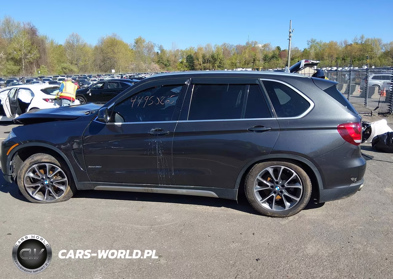 2017 BMW X5 xDrive35I VIN:5UXKR0C39H0V74501 - 14