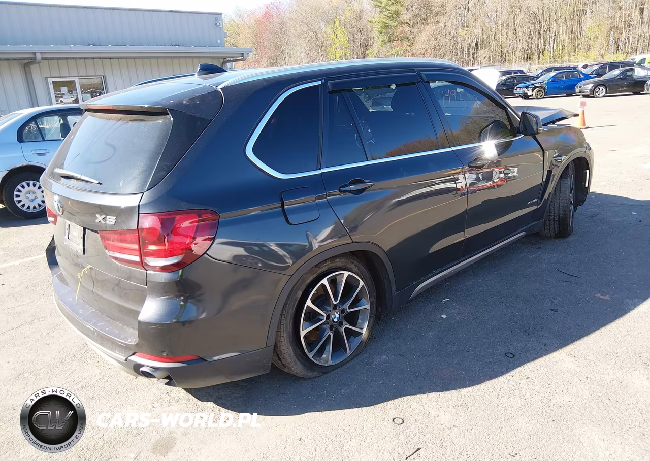 2017 BMW X5 xDrive35I VIN:5UXKR0C39H0V74501 - 4