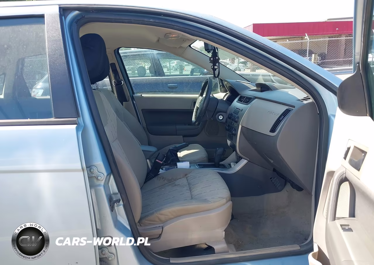 2008 Ford Focus Se-Ses VIN:1FAHP35NX8W175052 - 5