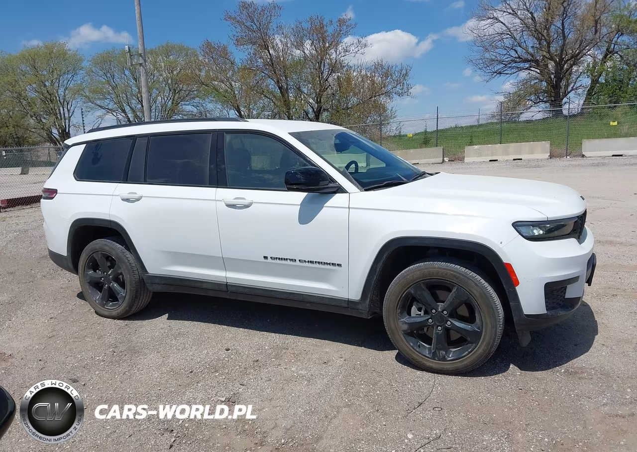 2023 Jeep Grand Cherokee L Altitude 4X4 VIN:1C4RJKAGXP8854744 - 13
