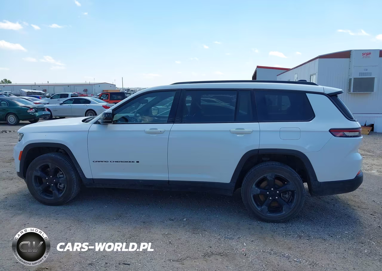 2023 Jeep Grand Cherokee L Altitude 4X4 VIN:1C4RJKAGXP8854744 - 14