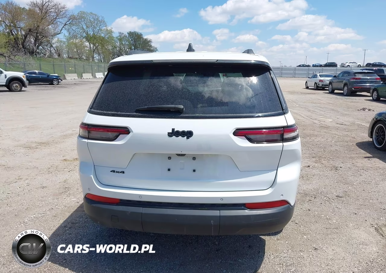 2023 Jeep Grand Cherokee L Altitude 4X4 VIN:1C4RJKAGXP8854744 - 16