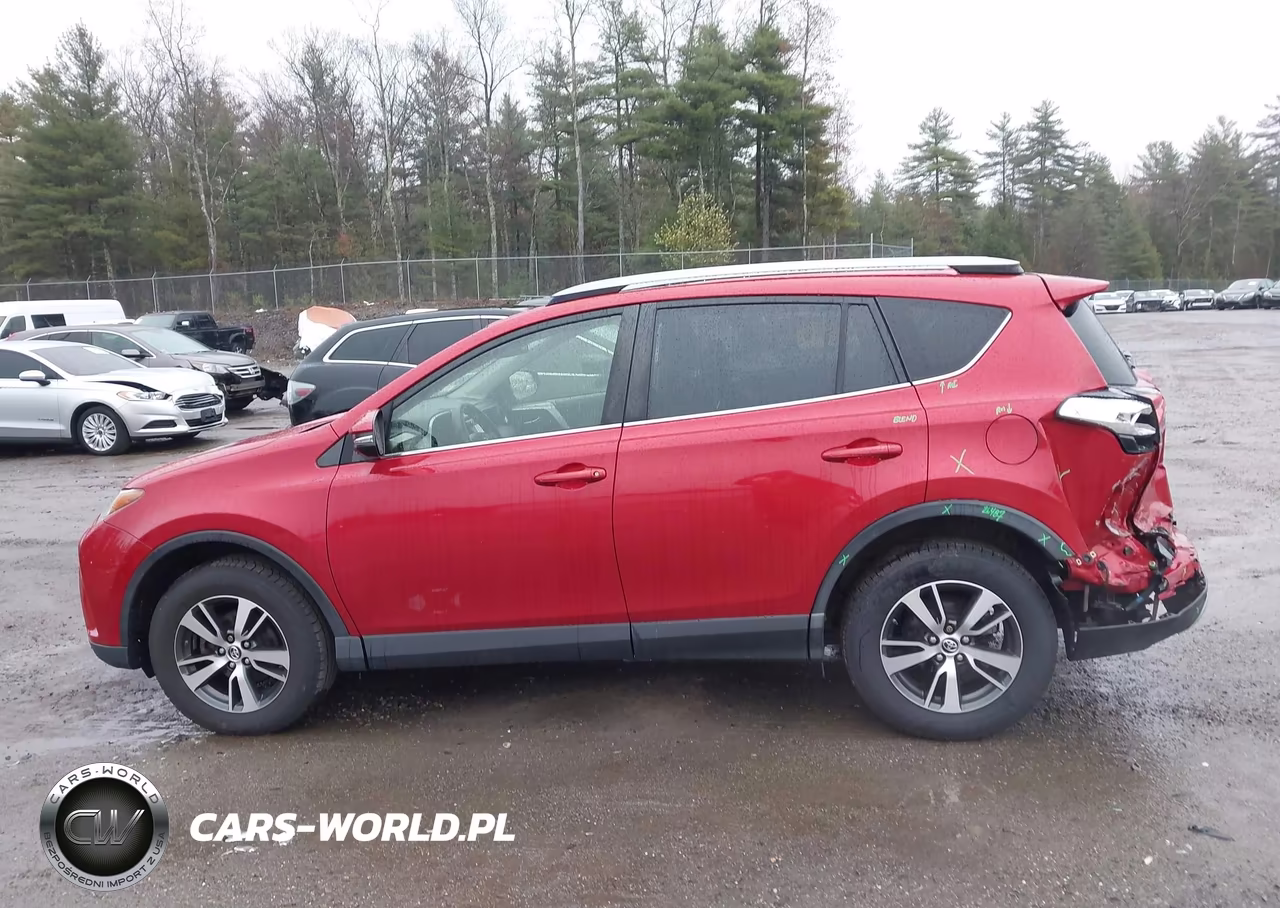 2017 Toyota Rav4 Xle VIN:JTMRFREV5HJ135446 - 14