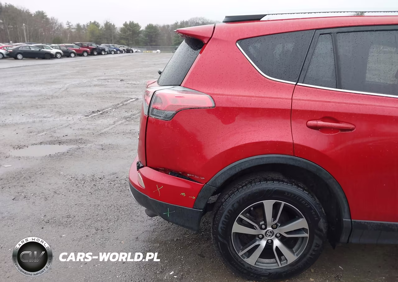 2017 Toyota Rav4 Xle VIN:JTMRFREV5HJ135446 - 18