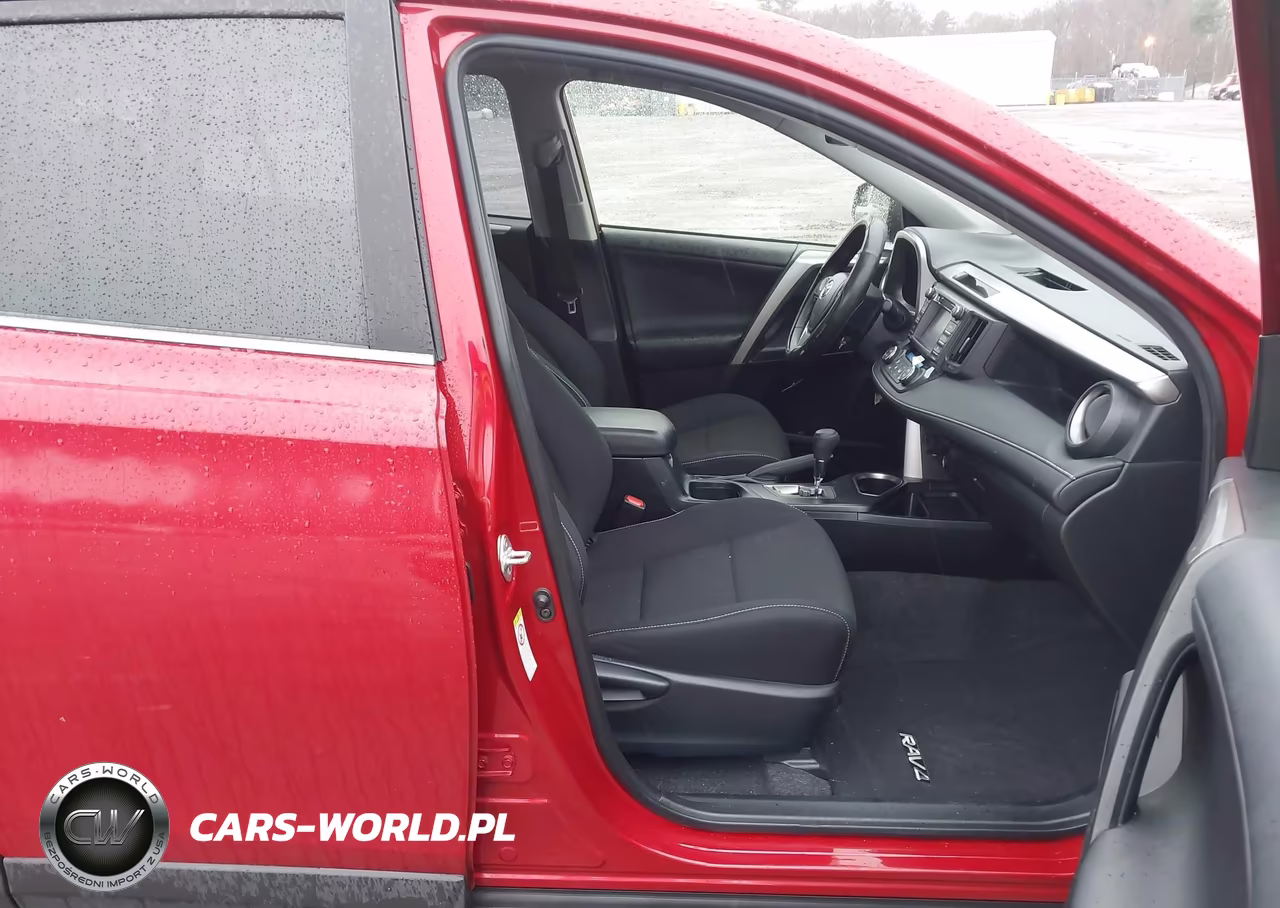 2017 Toyota Rav4 Xle VIN:JTMRFREV5HJ135446 - 5