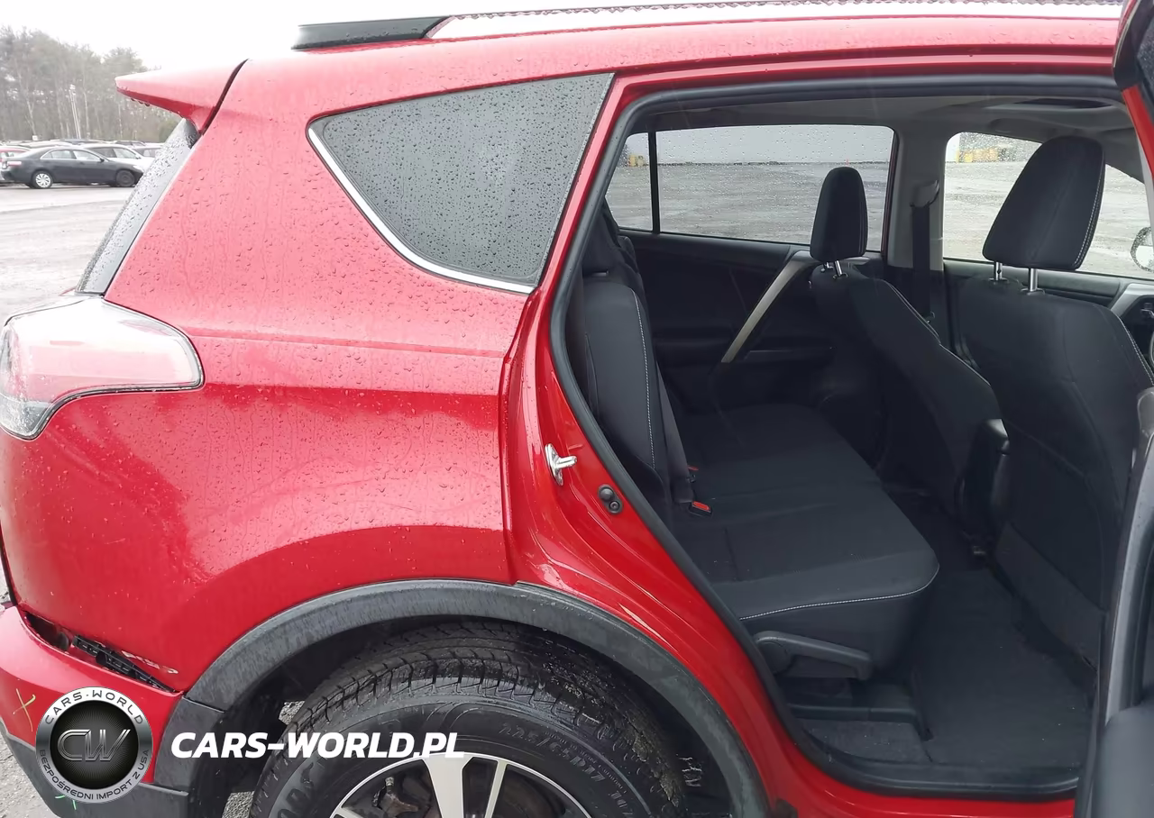 2017 Toyota Rav4 Xle VIN:JTMRFREV5HJ135446 - 8