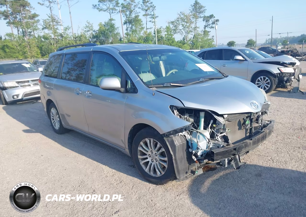 2011 Toyota Sienna Xle V6