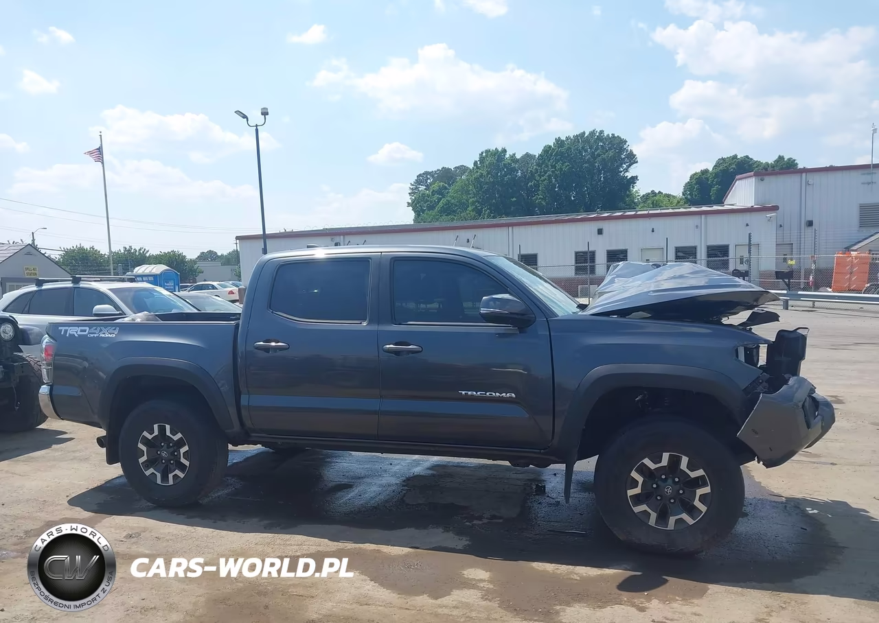 2023 Toyota Tacoma Trd Off Road VIN:3TMCZ5AN9PM620105 - 13