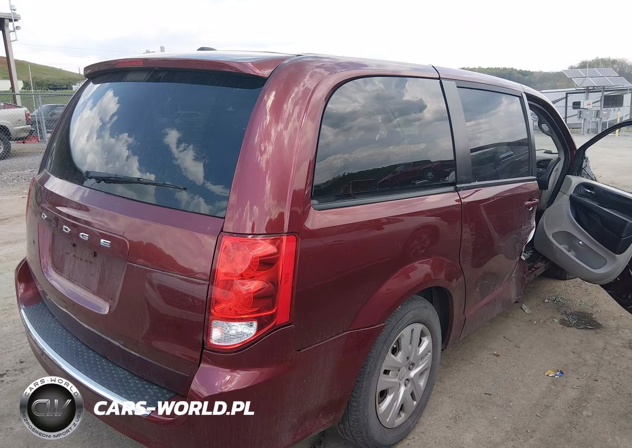 2018 Dodge Grand Caravan Se VIN:2C4RDGBG5JR236942 - 4