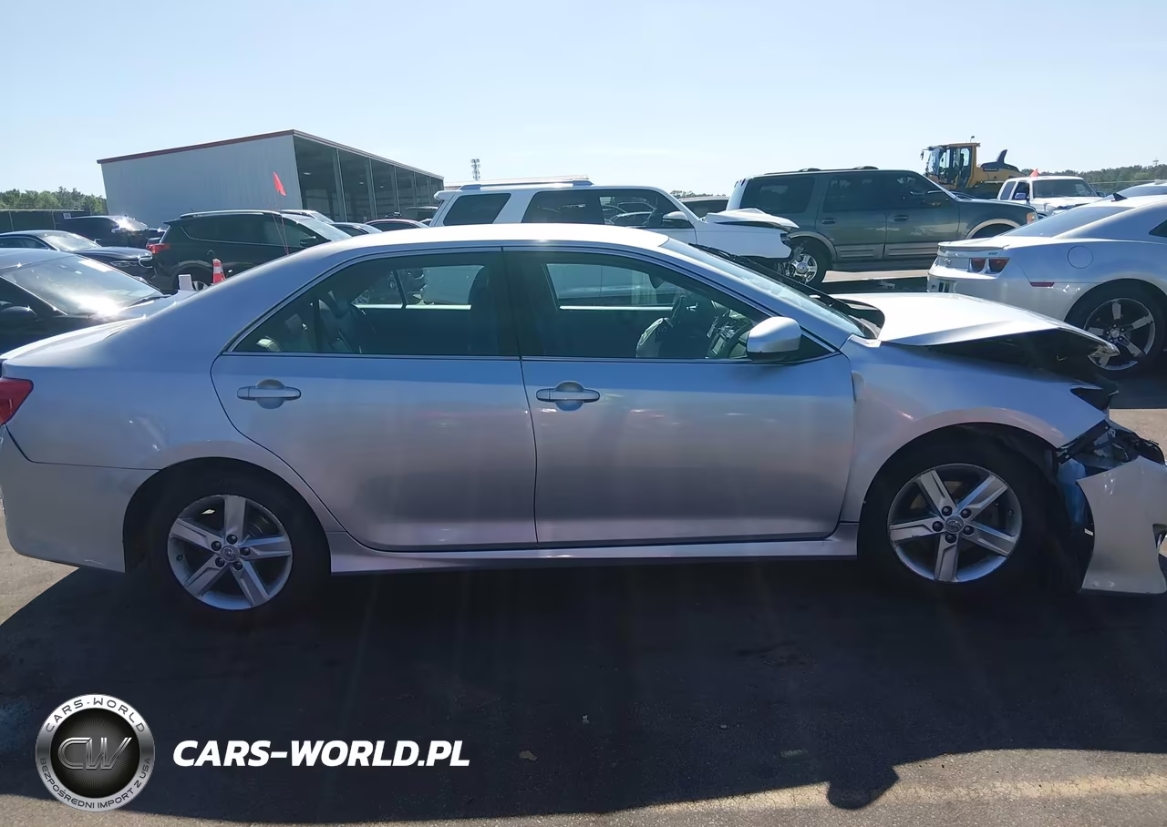 2013 Toyota Camry Se VIN:4T1BF1FK5DU207287 - 13