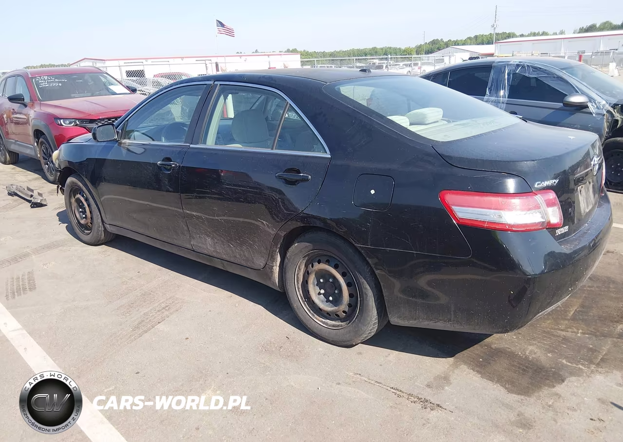 2010 Toyota Camry Le VIN:4T1BF3EK9AU079502 - 3